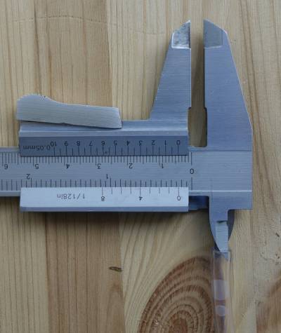 Schlauch mit Schieblehre - Messung Innendurchmesser
